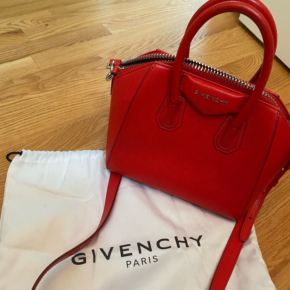 Givenchy Mini Antigona